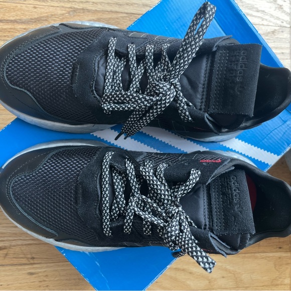 Adidas - Picture 4 of 5